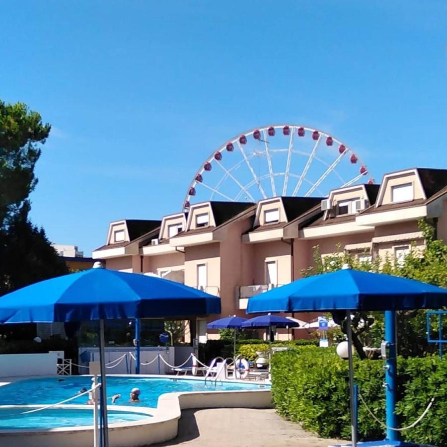 B&C Apartments Jesolo Extérieur photo