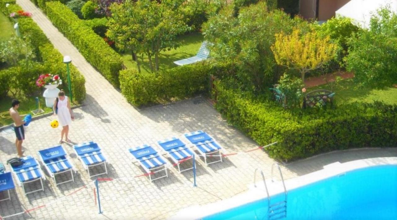 B&C Apartments Jesolo Extérieur photo